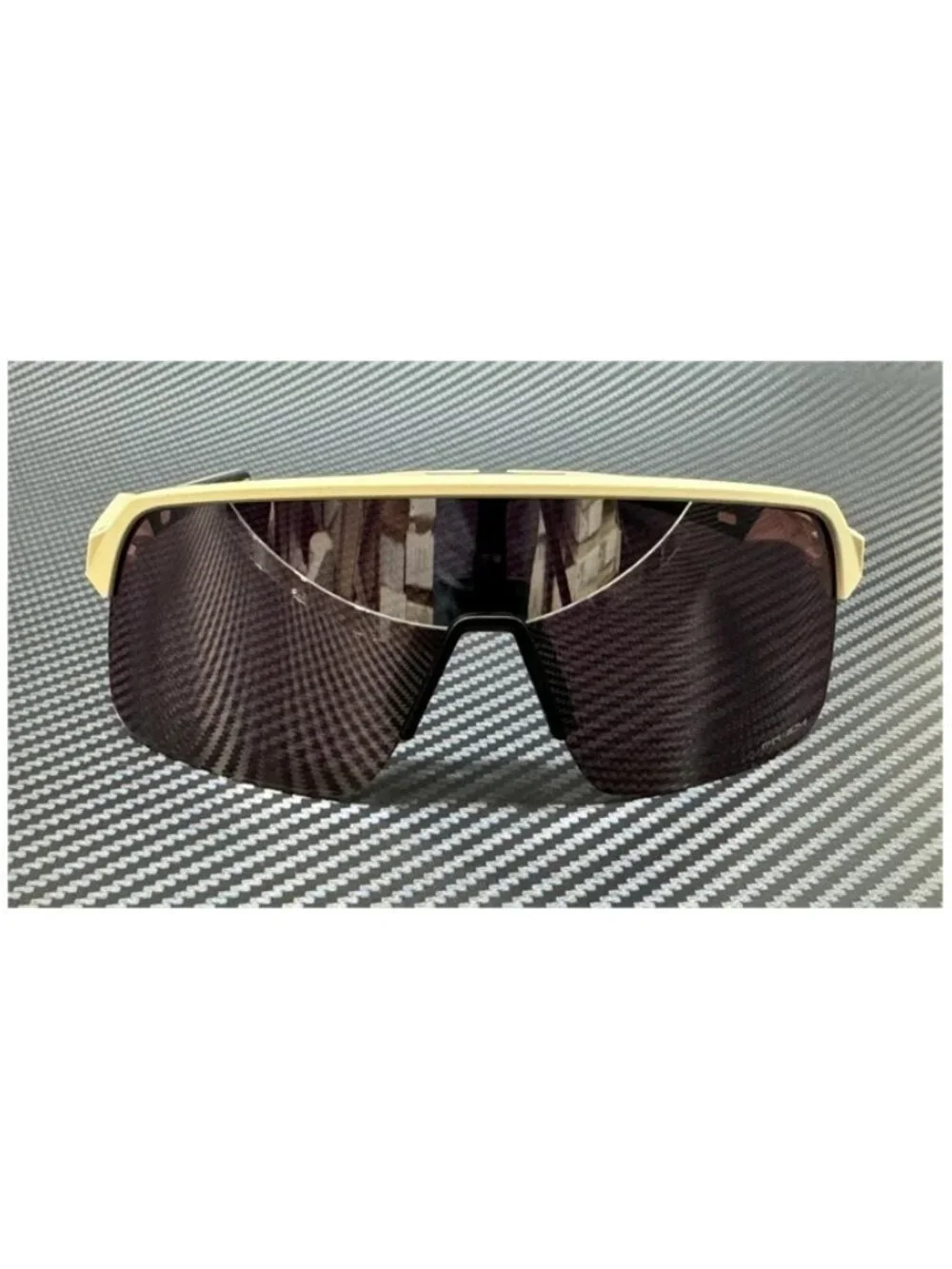 New Oakley Men Matte Sand Sunglasses 70-23-138